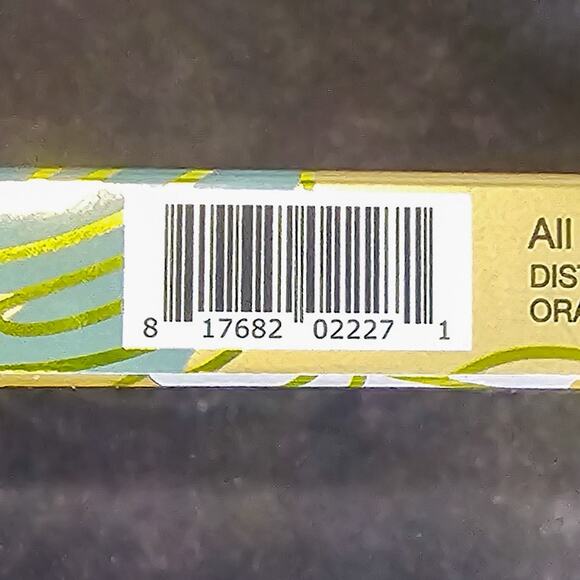 Violet Voss New Pretty in Paradise all in one face & eyeshadow palette full size - Picture 8 of 9